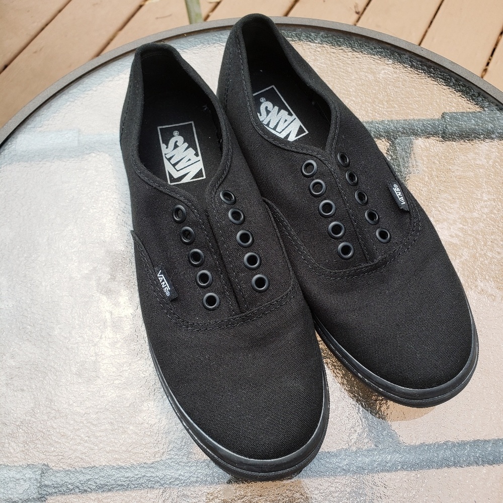 Vans low top sneaker